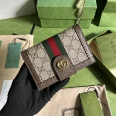 グッチ財布GUCCI 2023年新作 パスポートバッグ