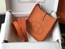 エルメスバッグHERMES 2023年新作ハンドバッグ