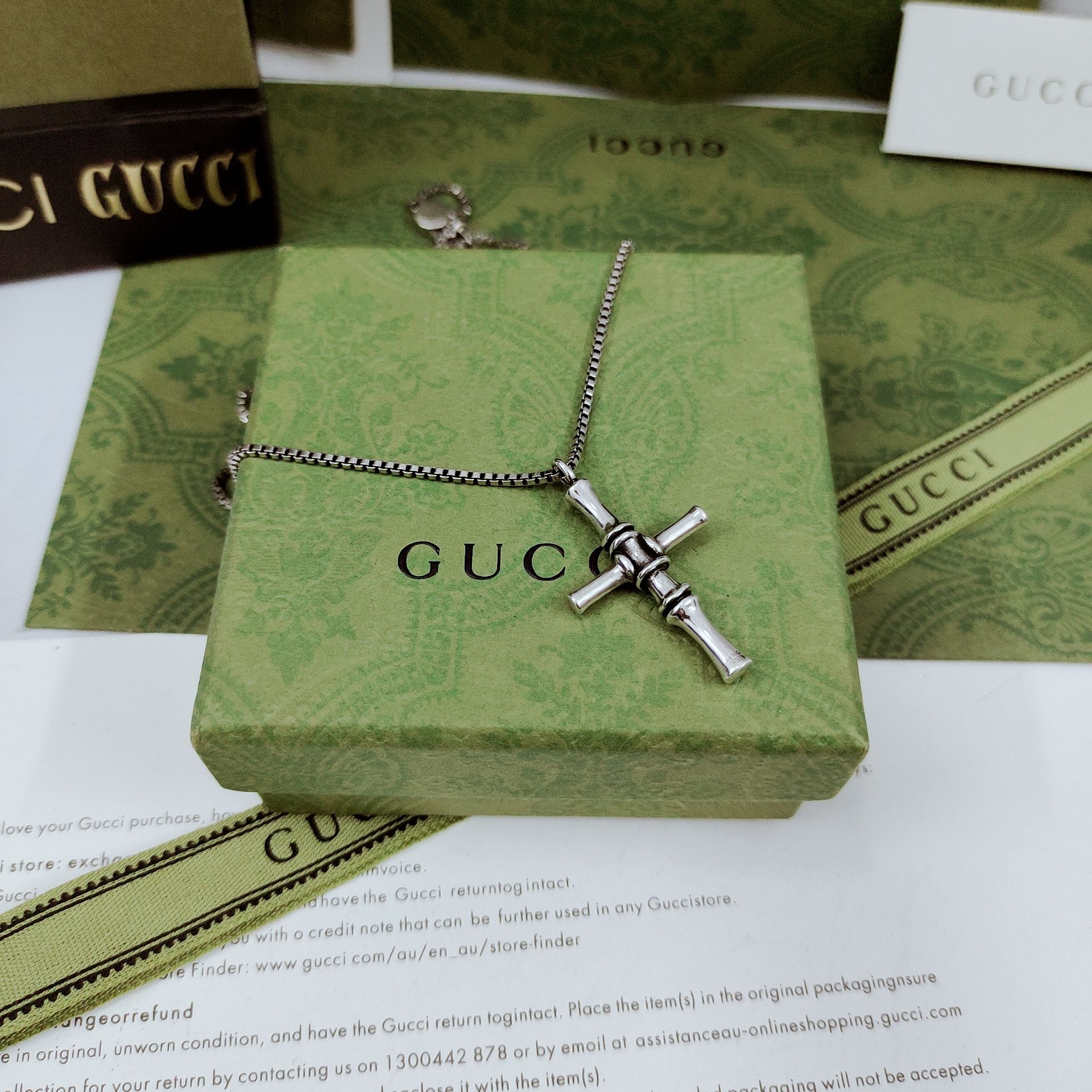 グッチネックレスGUCCI 2023年新作 クロスネックレス