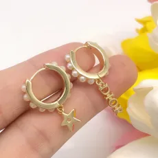 ディオールピアスDIOR 2023新作パールイヤリング