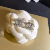 シャネルピアスCHANEL 2023 新作 スクエア ダイヤモンド レタード スタッド ピアス ジュエリー