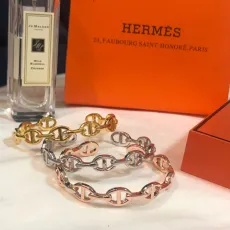エルメス腕輪 HERMES 2023年新作 豚鼻ブレスレット