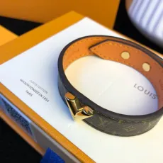 ルイヴィトン腕輪LOUIS VUITTON 2023年新作 老眼レザーロープブレスレット