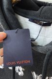 ルイヴィトン服LOUIS VUITTON 2023年新作 レターグラフィティ フード付きスウェットシャツ