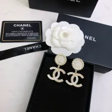 シャネルピアスCHANEL 2023年新作 ダブルC イヤリング