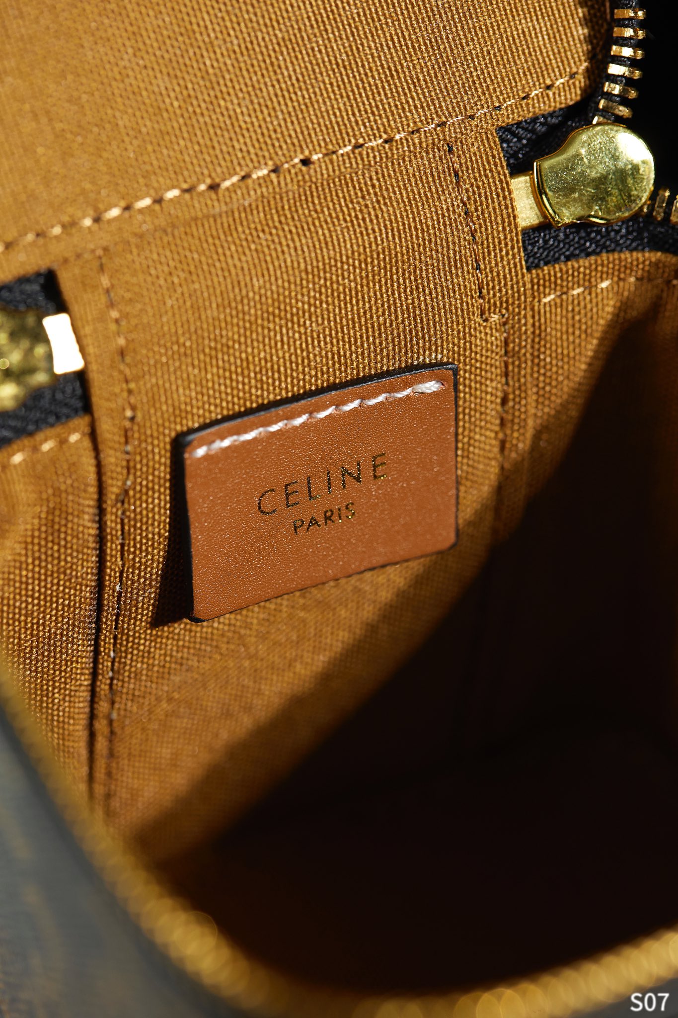 セリーヌバッグCELINE 2023 新作ポータブルスモールボックスバッグ