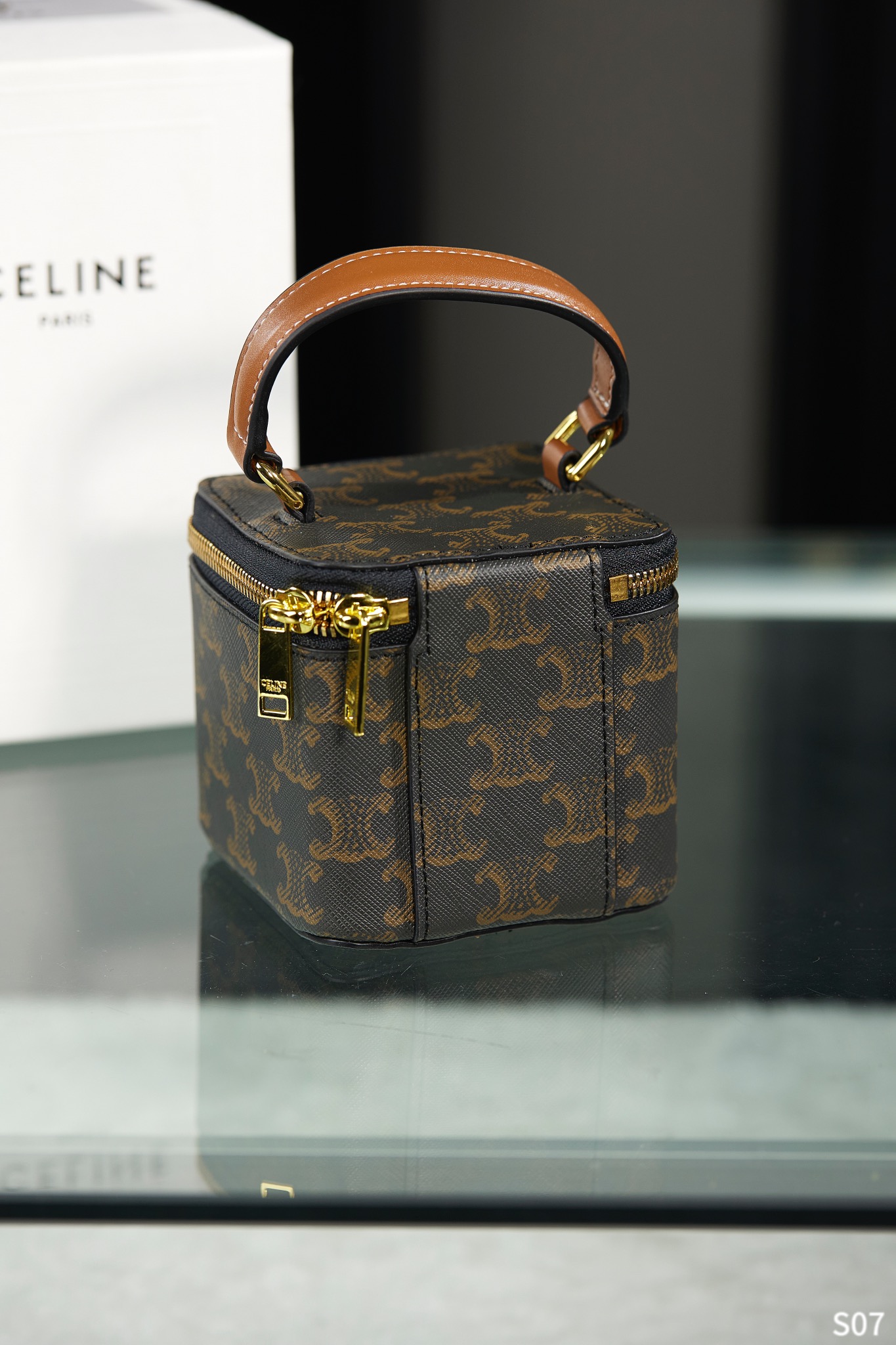 セリーヌバッグCELINE 2023 新作ポータブルスモールボックスバッグ