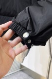 プラダ服PRADA 2023新作 メンズ トライアングルロゴストライプ ライトウェイトダウンジャケット