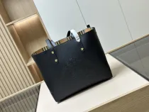 バーバリーバッグBURBERRY 2023新作 ウォーホース トートバッグ