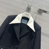 プラダ服PRADA 2023新作、クリスタルダイヤボタン二重衿デザインスーツジャケット