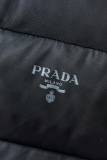 プラダ服PRADA 2023新作 水に濡れると色が変わるジャガードダウンジャケット
