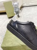 グッチ靴 GUCCI 2024新作 刺繍入りスニーカー