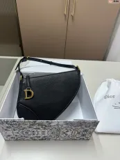 ディオールバッグ DIOR 2024新作  サドル脇下バッグ