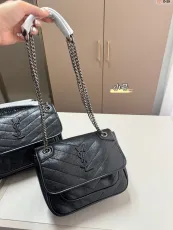 サンローランバッグ Yves Saint Laurent 2024新作 Niki メッセンジャーバッグ