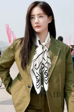 シャネルマフラー CHANEL 2024新作 片面シルクスカーフ