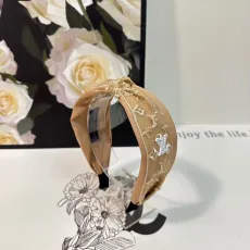 ルイヴィトンカチューシャ LOUIS VUITTON 2024新作 ヘアバンド