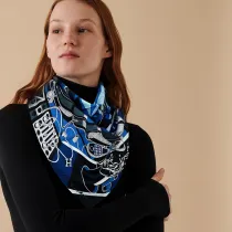 エルメスマフラー HERMES 2024新作 シルクスクエアスカーフ