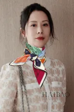 シャネルマフラー CHANEL 2024新作 片面シルクスカーフ