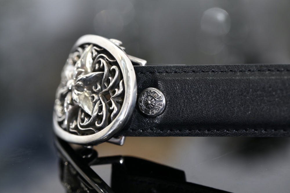 クロムハーツ2024ノベルティ 乗り移っ ドアストッパー 