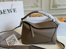 ロエベバッグ LOEWE 2024新作 パズル幾何学パッケージ