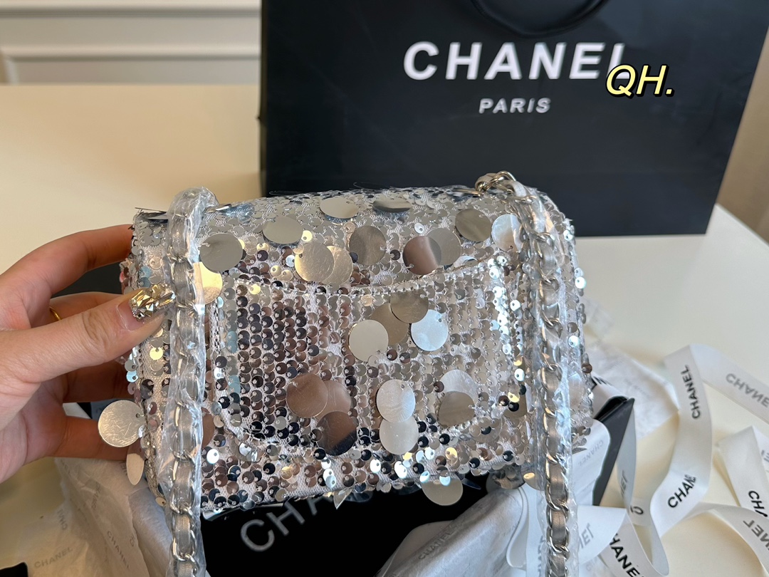 シャネルバッグ CHANEL 2024新作 ショルダーバッグ