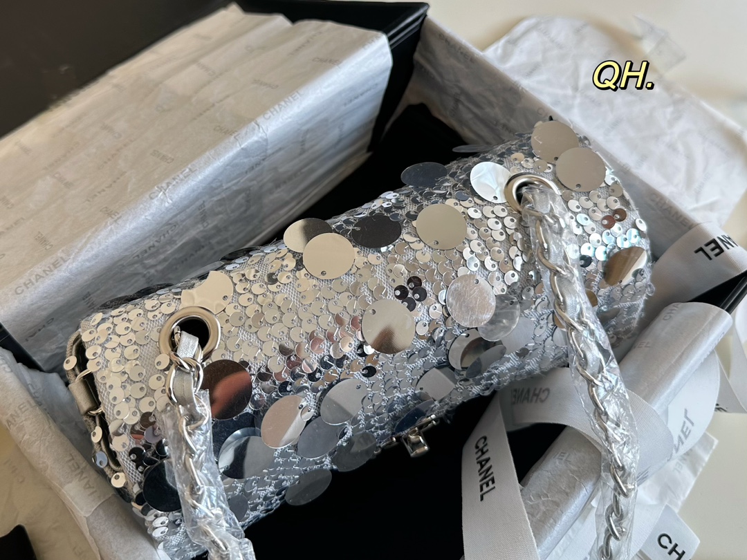 シャネルバッグ CHANEL 2024新作 ショルダーバッグ