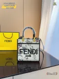 フェンディバッグ FENDI 2024新作 花柄トートバッグ