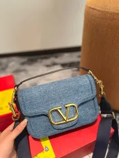 ヴァレンティノバッグ Valentino 2024新作 Black Tie 封筒パッケージ