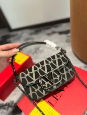 ヴァレンティノバッグ Valentino 2024新作 Black Tie 封筒パッケージ