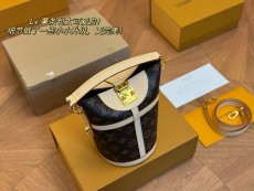 ルイヴィトンバッグ LOUIS VUITTON 2024新作 duffle フライドポテトバッグ