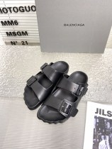 バレンシアガ靴 BALENCIAGA 2024新作 カップルスタイルのスリッパ
