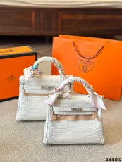 エルメスバッグ HERMES 2024新作 ヒマラヤンケリーバッグ