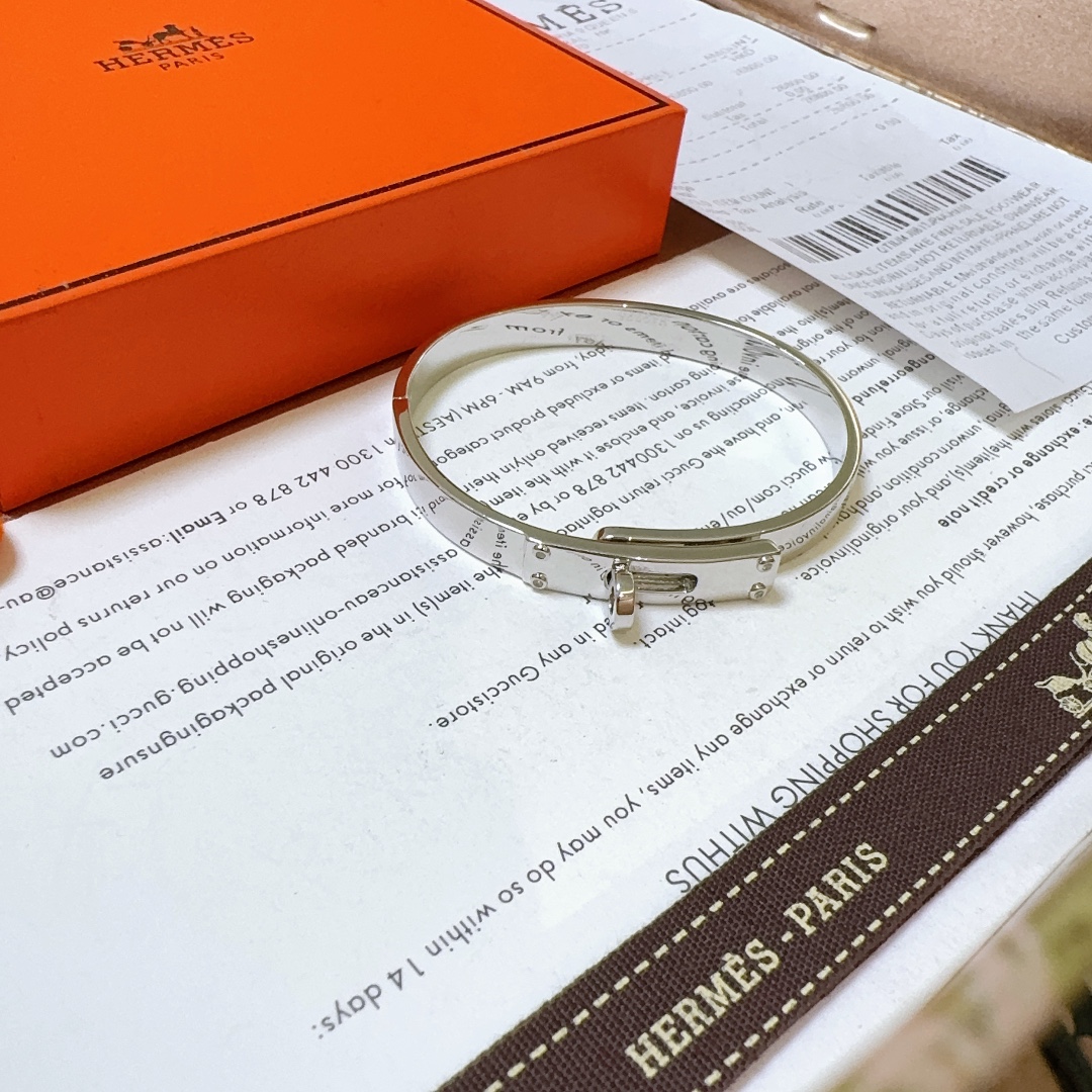 エルメスブレスレット HERMES 2024新作 ブレスレット