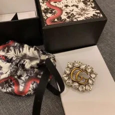 グッチブローチ GUCCI 2024新作 ブローチ