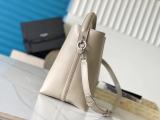 サンローランバッグ Yves Saint Laurent 2024新作 高品質 バケットバッグ 742828