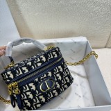 ディオールバッグ DIOR 2024新作 高品質 化粧品袋ボックスバッグ