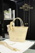 ディオールバッグ DIOR  2024新作 刺繍入り野菜かごバッグ