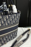 ディオールバッグ DIOR  2024新作 刺繍入り野菜かごバッグ