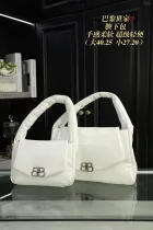 バレンシアガバッグ BALENCIAGA  2024新作 脇の下のバッグ