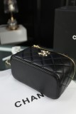 シャネルバッグ CHANEL  2024新作 ラインストーンハンドルボックスバッグ