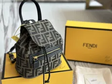 フェンディバッグ FENDI  2024新作 バックパック老眼バッグ