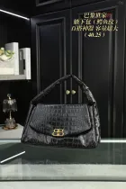バレンシアガバッグ BALENCIAGA  2024新作 脇の下のバッグ