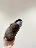 ルイヴィトン靴 LOUIS VUITTON 2024新作 老眼用ブレッドラバスリッパ