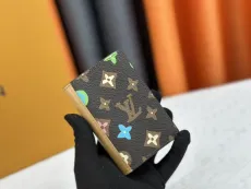 ルイヴィトン財布 LOUIS VUITTON 2024新作 M83336 コーヒーカードホルダー