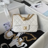 シャネルバッグCHANEL 2024新作 椿バッグ