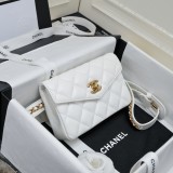 シャネルバッグCHANEL 2024新作 ファニーパック