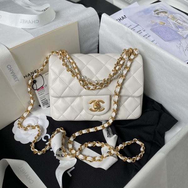 シャネルバッグCHANEL 2024新作 AS4385 パールチェーンバッグ