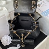 シャネルバッグCHANEL 2024新作 DUMA スモールバックパック AS2908