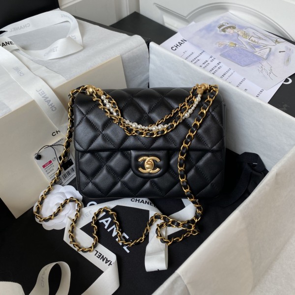 シャネルバッグCHANEL 2024新作 AS4384 パールチェーンバッグ