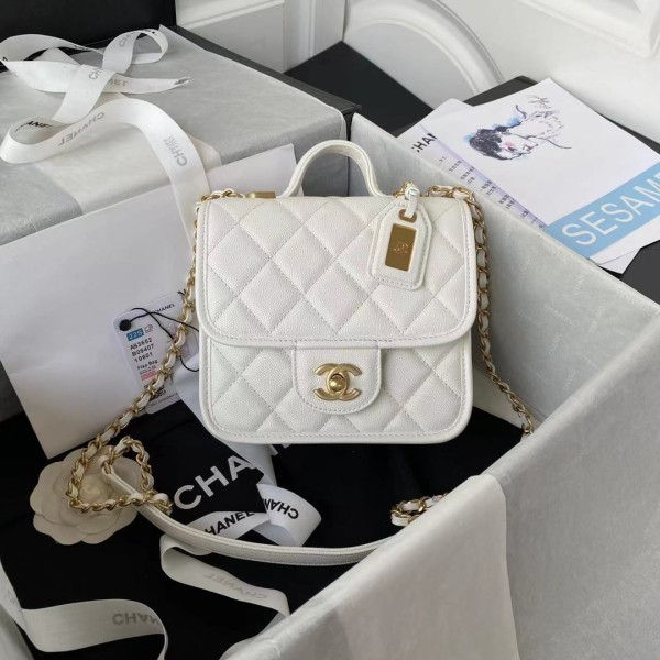 シャネルバッグCHANEL 2024新作 ハンドバッグ